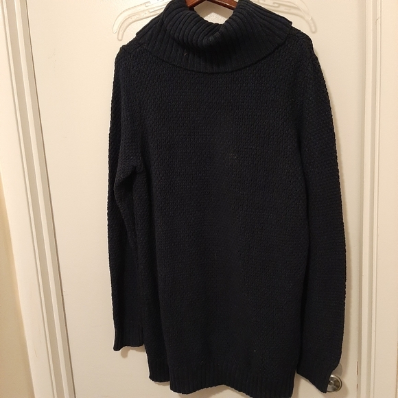 Ladies clothing - Picture 3 of 9